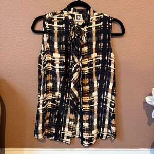 Anne Klein Black and Tan Sleeveless Blouse